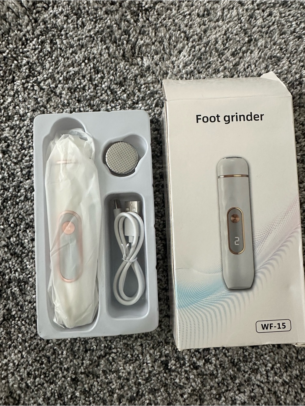 NWT Foot Grinder WF-15 Electric Callus Remover - White